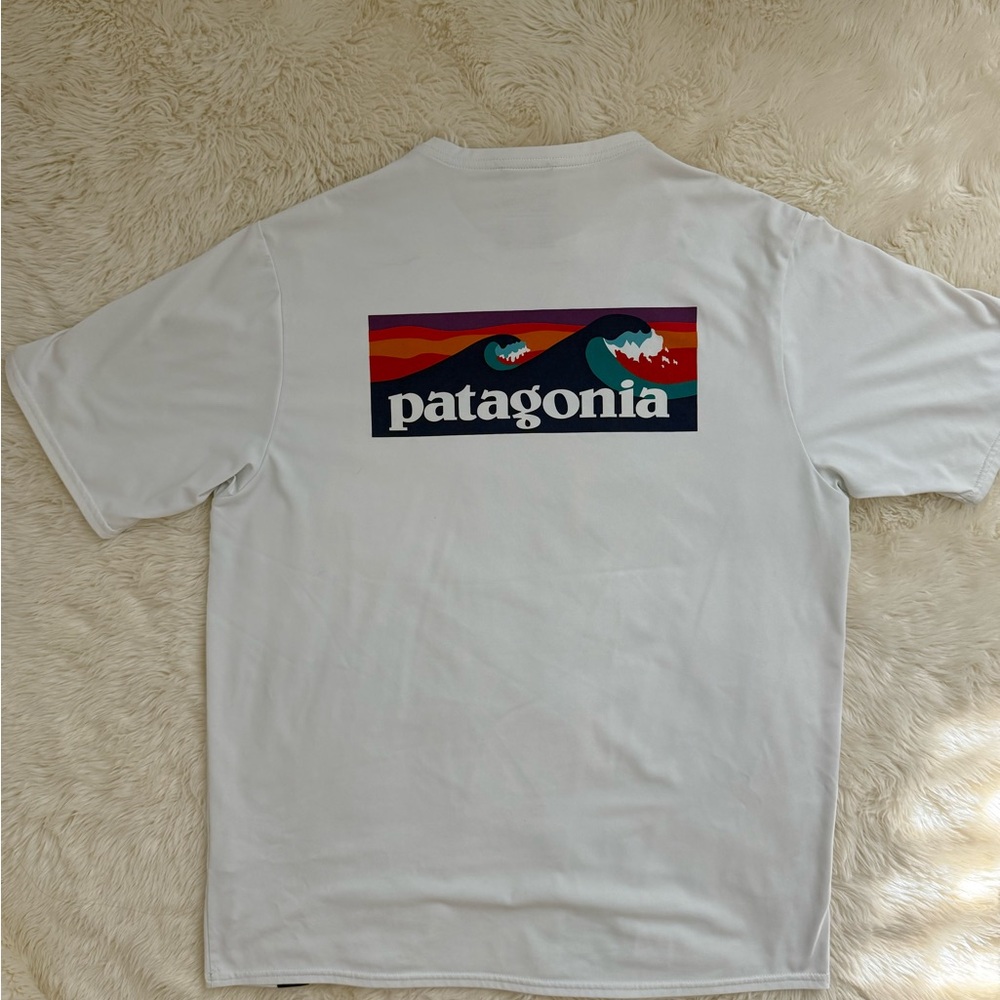 Patagonia White Tee with Mountain Graphic